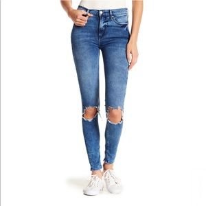 NWT Free People | Turquoise Ripped Knee Jeans S26